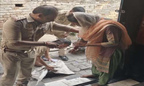 मंदिर के पास पशु के अवशेष मिलने से जताई नाराजगी