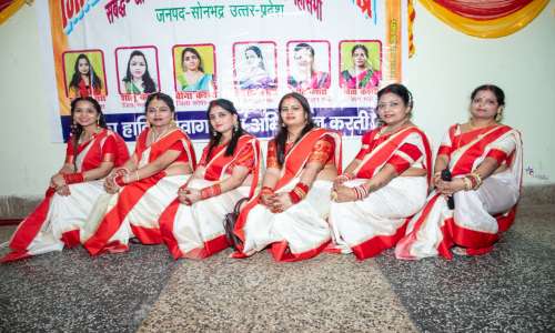 तरुण महिला केसरवानी क्लब ने दुर्गा पूजा और दीपावली पार्टी का किया अयोजनद्वारा