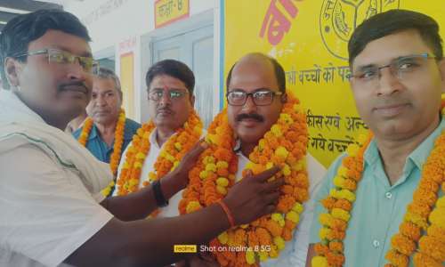 पूर्व माध्यमिक शिक्षक दुद्धी संघ के अध्यक्ष बने नीरज, महामंत्री संतोष निर्वाचित