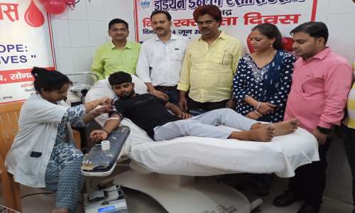 विश्व रक्तदान दिवस पर 42 लोगो ने किया बल्ड डोनेट