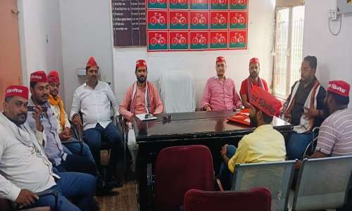 मुलायम सिंह यादव यूथ ब्रिगेड की मासिक बैठक संपन्न