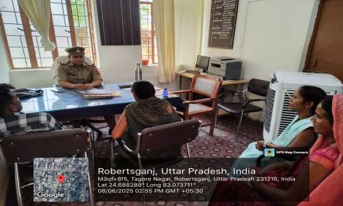 कानून व्यवस्था को मजबूत करने के साथ ही खाकी कर रही रिश्तों को भी मजबूत ।